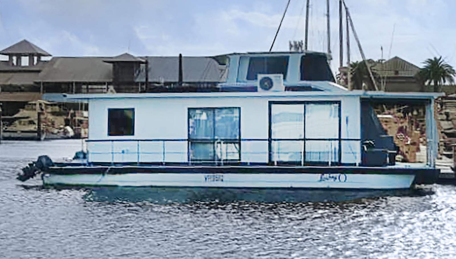 48ft Twin Hull Fiberglass, Harris Houseboat