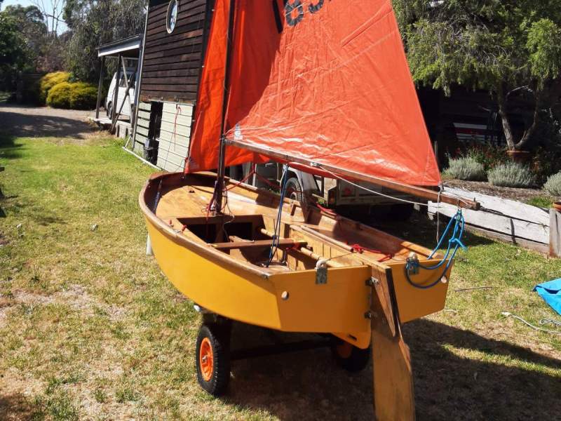 Mirror Sailing Dinghy