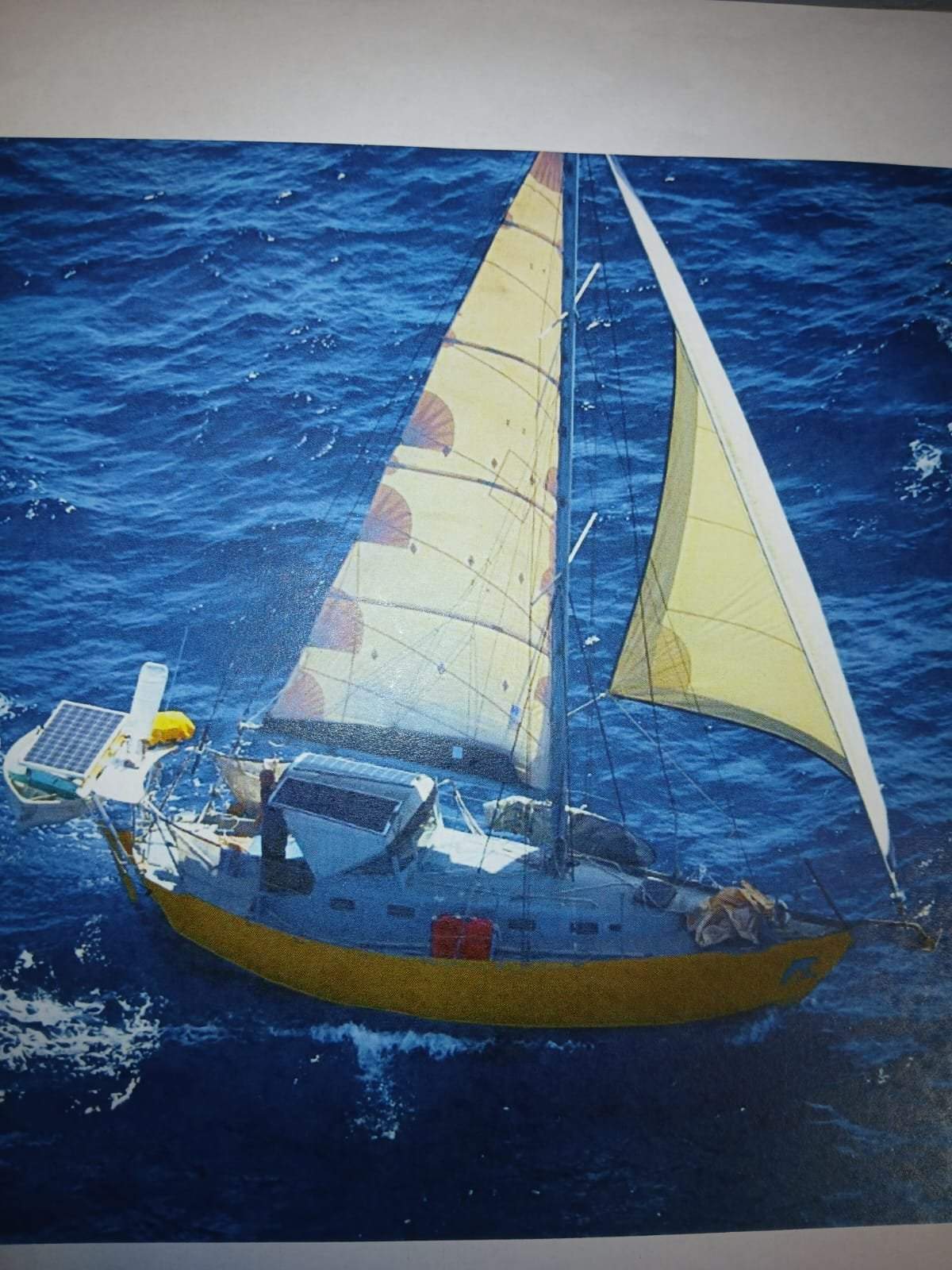 Liveaboard Cruiser