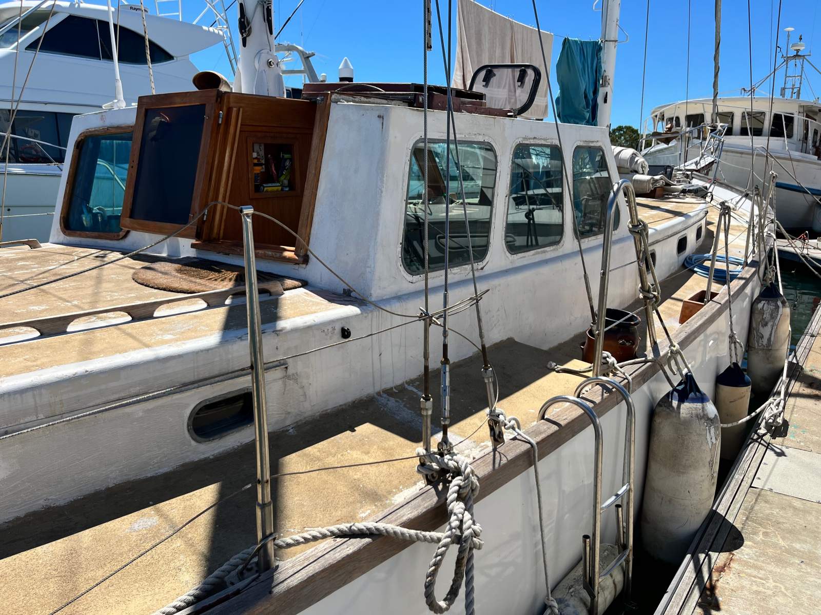 Samson Sea Strutter Ketch