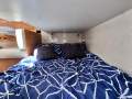 Riviera M290 Sports Cruiser:Mid cabin Double head board