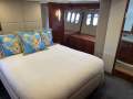 Riviera 5800 Sport Yacht