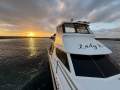 Leisurecat 450 Flybridge Sportscruiser