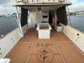 Leisurecat 450 Flybridge Sportscruiser