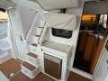 Leisurecat 450 Flybridge Sportscruiser