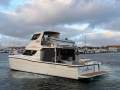 Leisurecat 450 Flybridge Sportscruiser