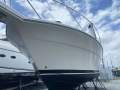 Riviera 3000 Offshore, Twin Diesel, Shaft Drive