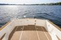 Riviera 3000 Offshore, Twin Diesel, Shaft Drive