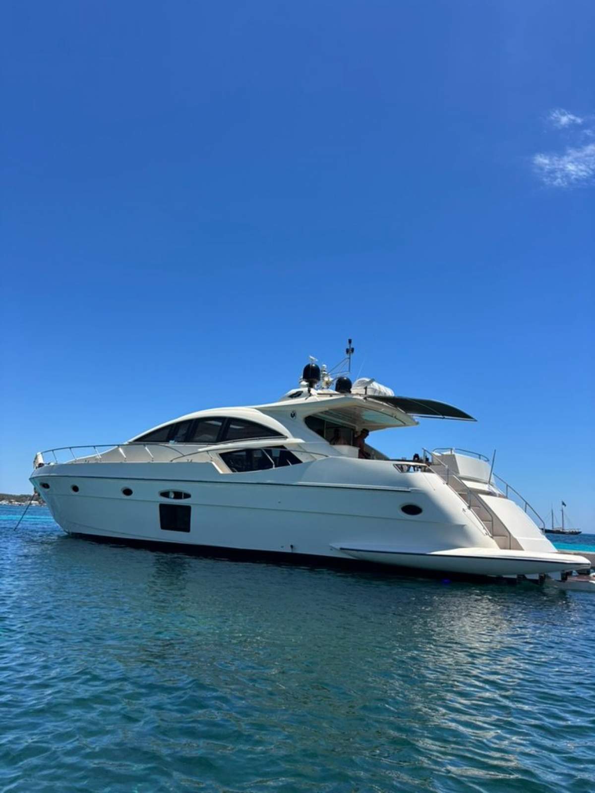 Queenship 70