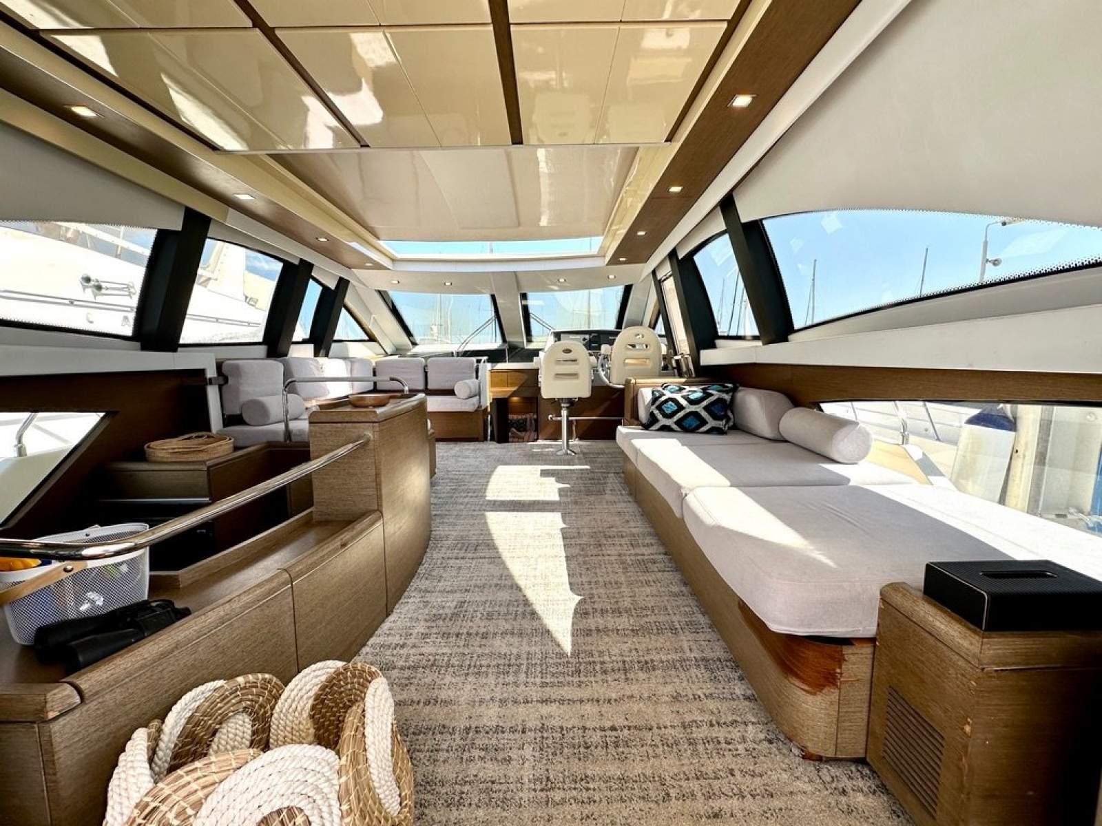 Queenship 70