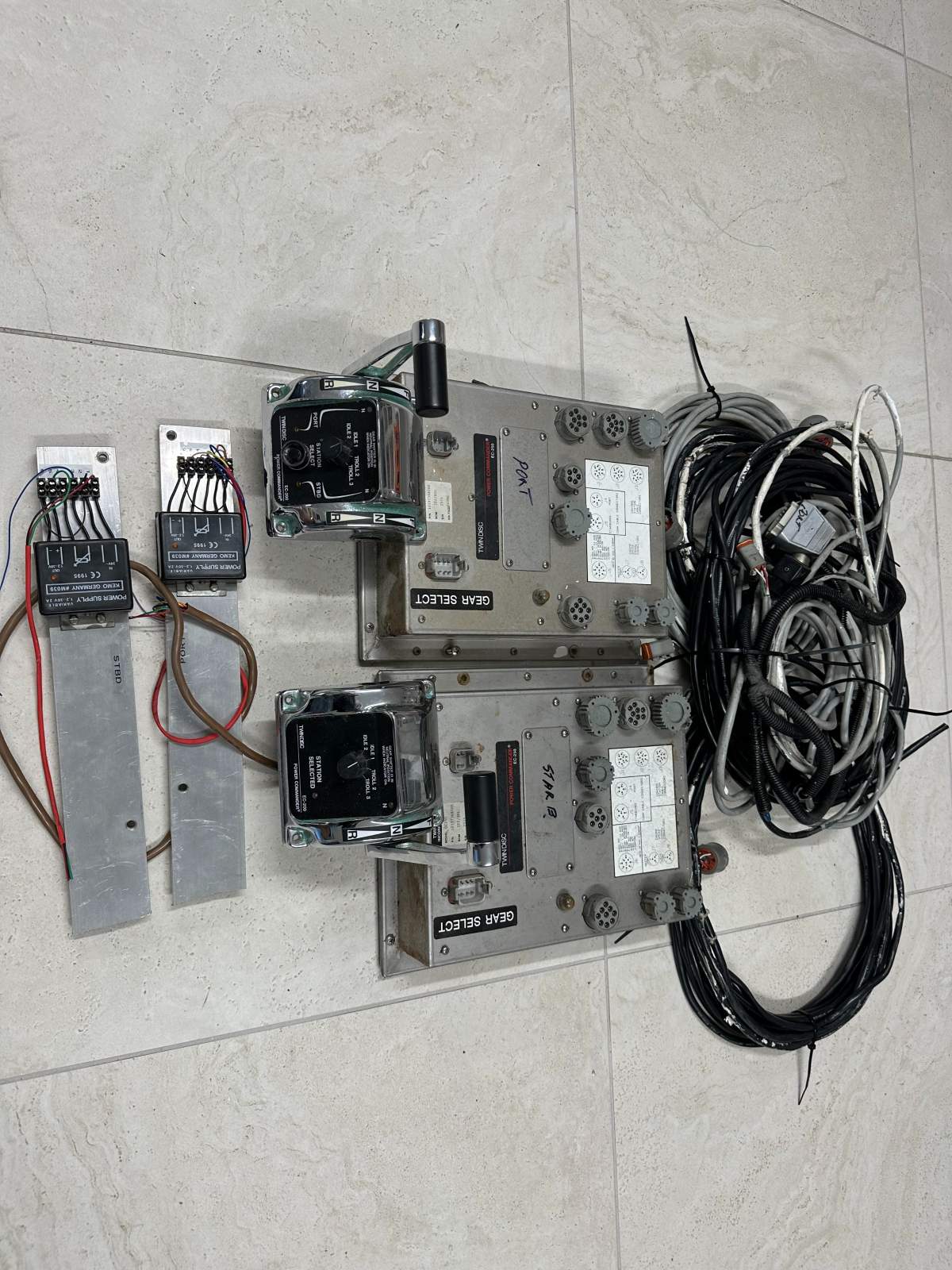 Twin Disk EC200 Electronic Controls