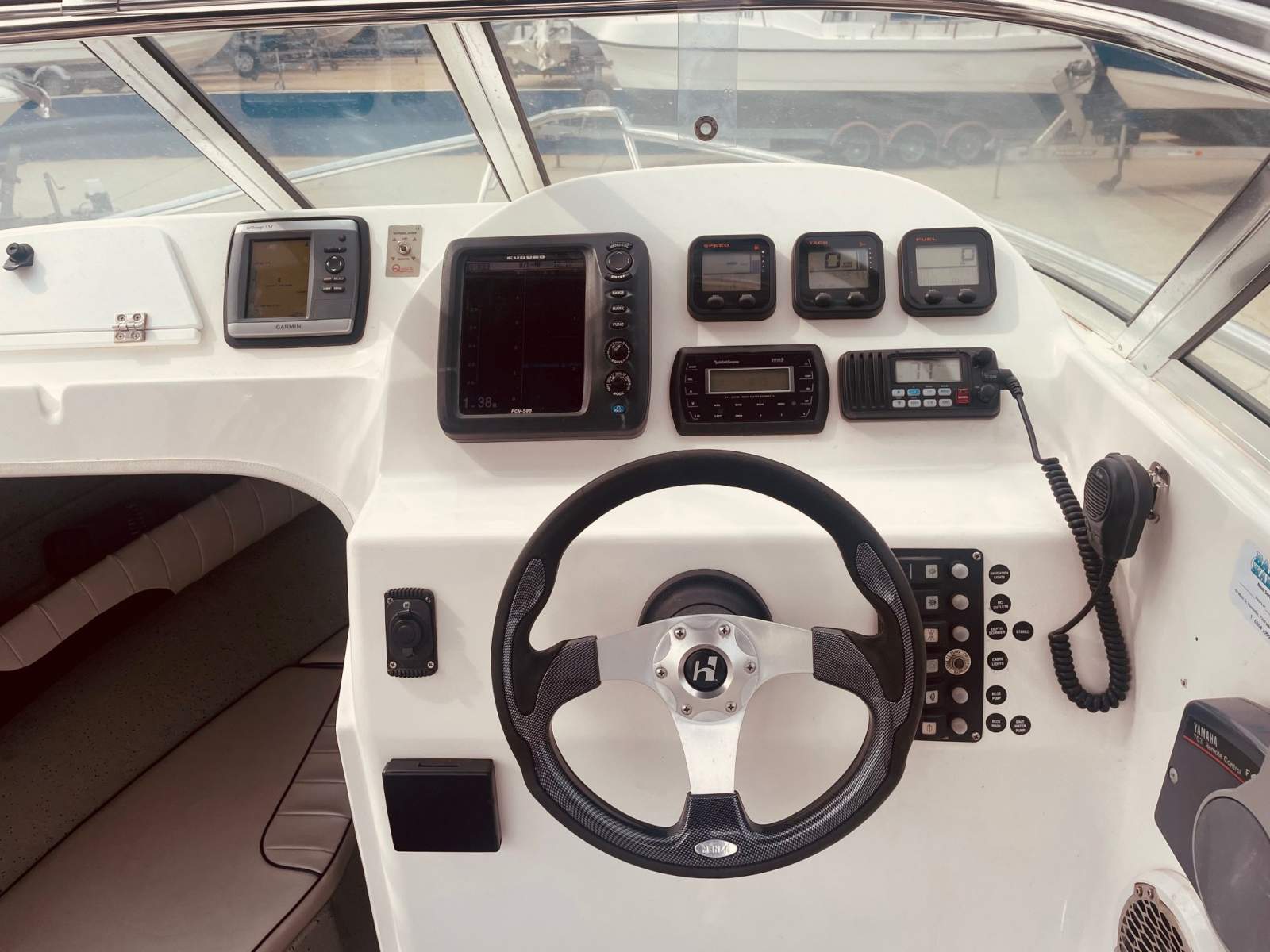 Haines Hunter 560 Classic Offshore