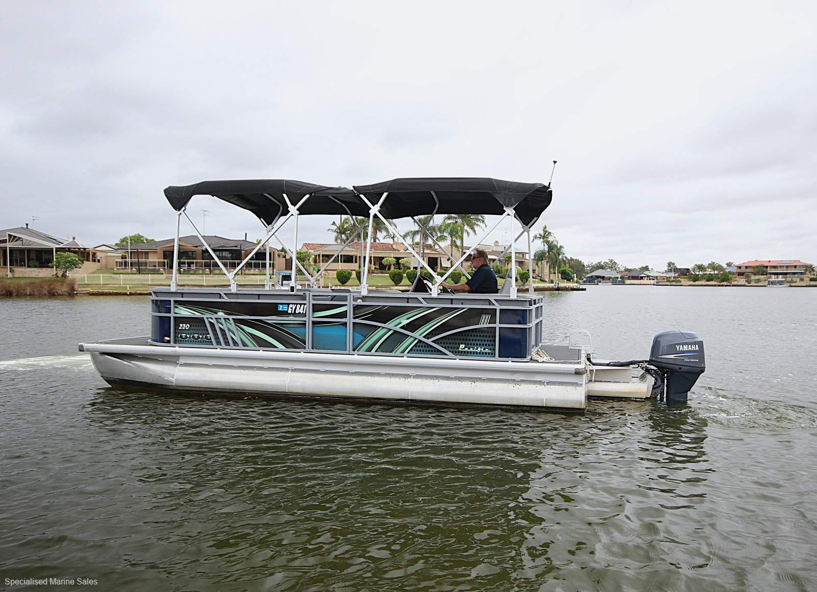 Pacific Pontoons 210 *** OUTSTANDING BUYING *** $ 49,900 ***