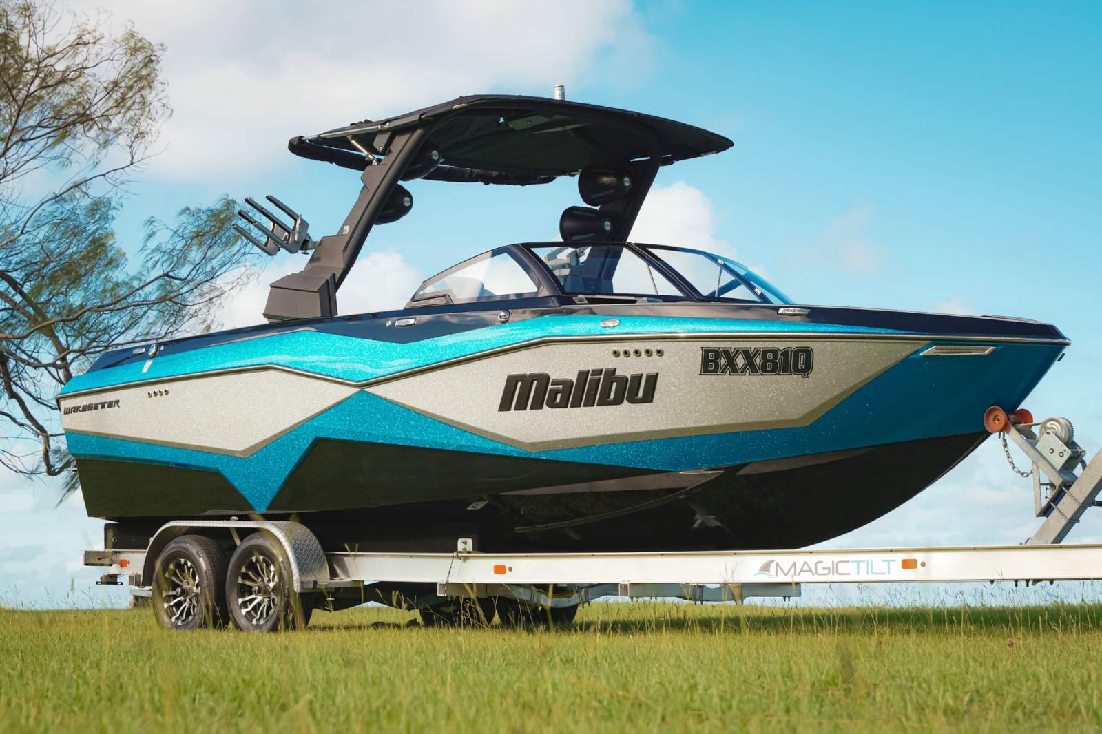 Malibu Wakesetter 25 LSV