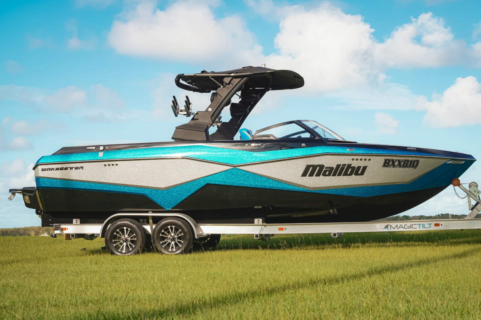 Malibu Wakesetter 25 LSV