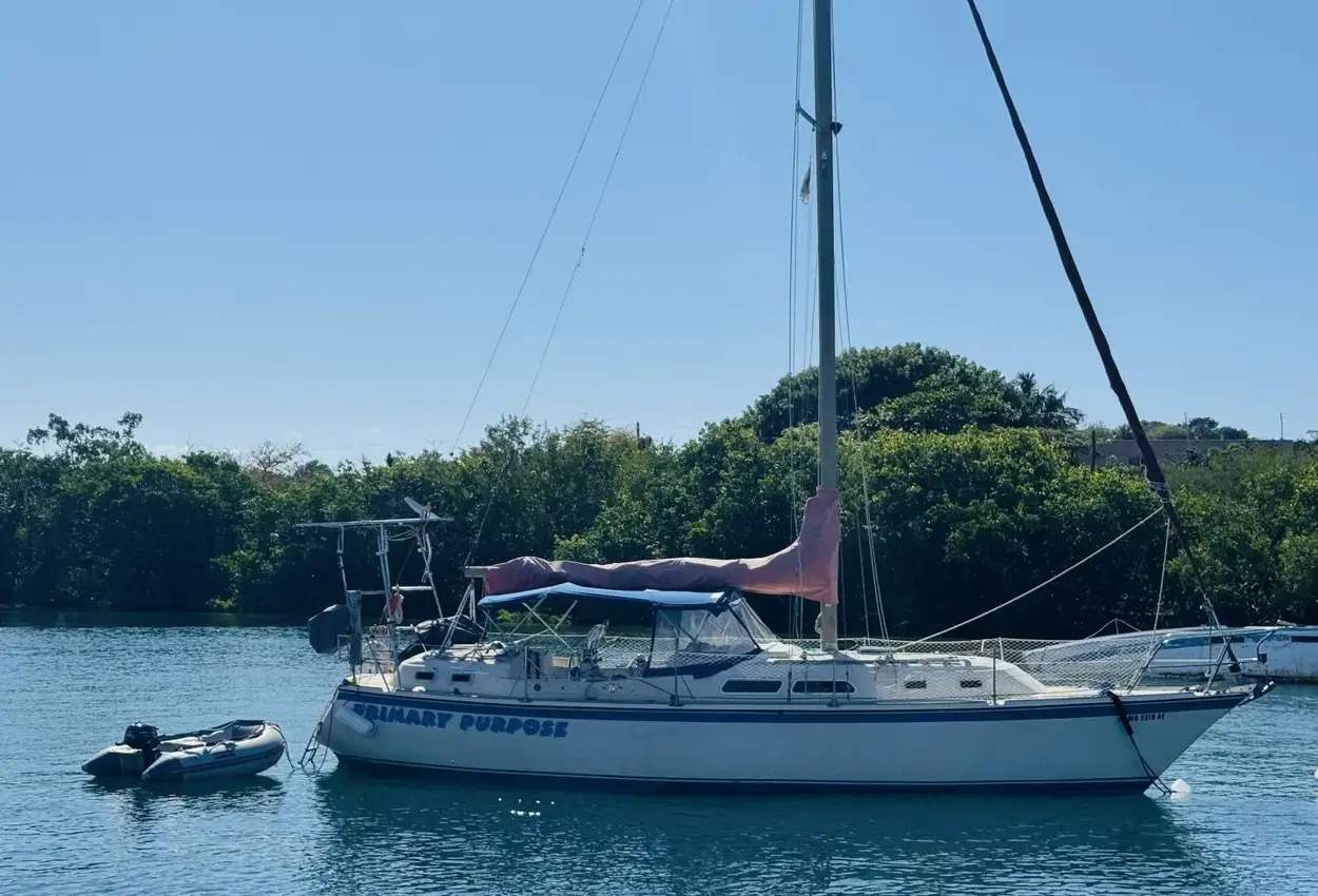 O'Day 37 Sloop