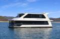 Royadie Houseboat Holiday Home on Lake Eildon:Royadie on Lake Eildon