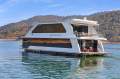 Royadie Houseboat Holiday Home on Lake Eildon:Royadie on Lake Eildon