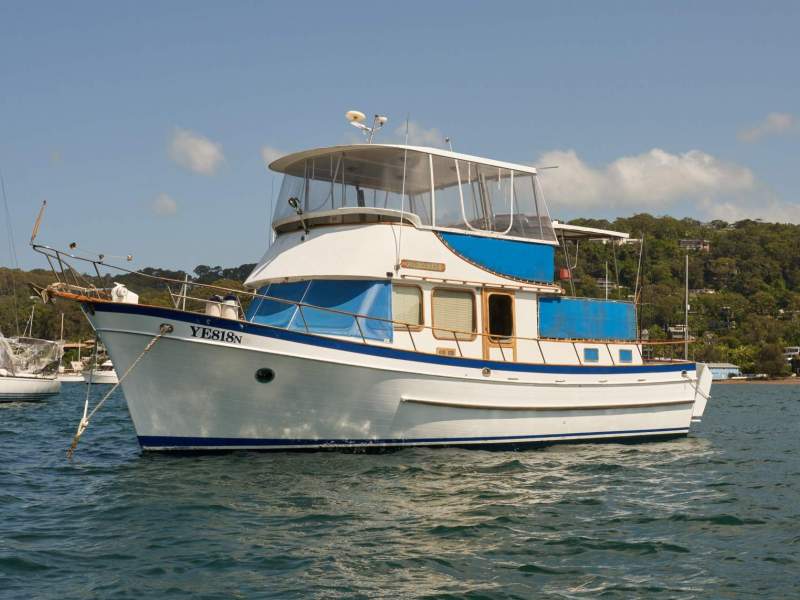 Tradewinds 40 Flybridge Cruiser