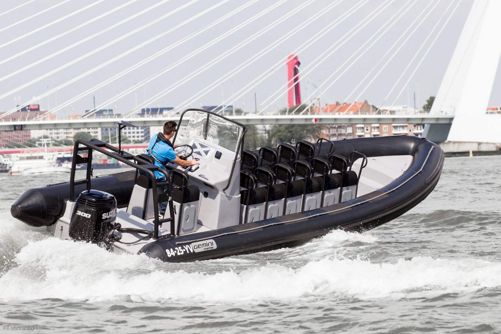 Gemini Waverider 880 Commercial - (In AMSA 2c Survey)
