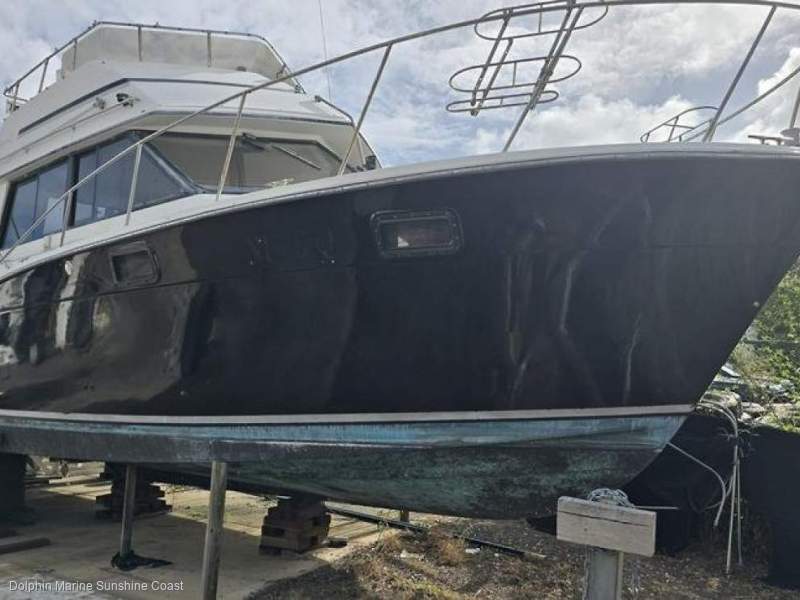 Carver 32 Flybridge