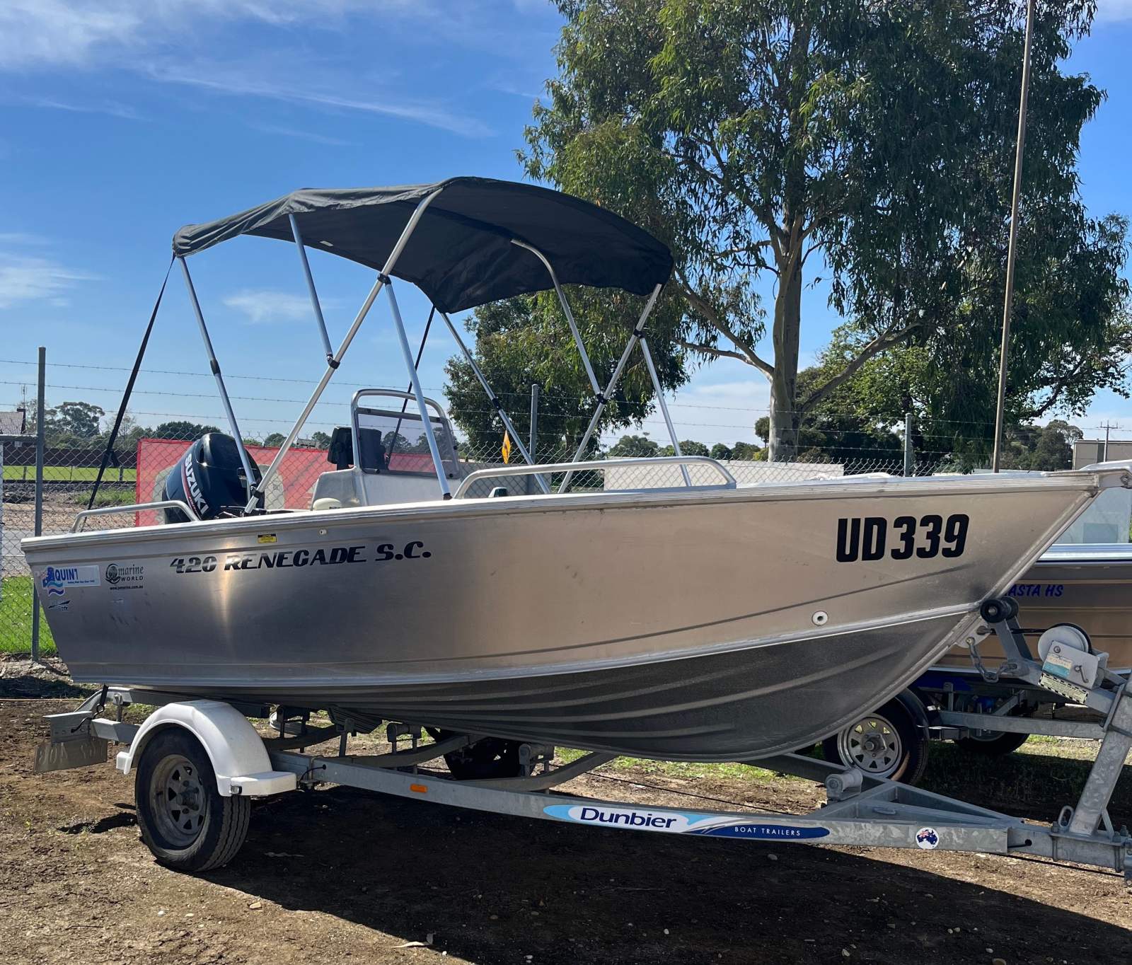 Quintrex 420 Renegade SC