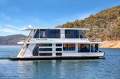 Freedom Houseboat Holiday Home on Lake Eildon:Freedom on Lake Eildon