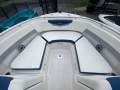 Robalo R247 Crossover-Bowrider-Fishing