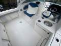 Robalo R247 Crossover-Bowrider-Fishing