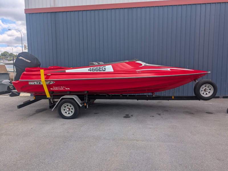 Custom Moritz 6000 ski boat