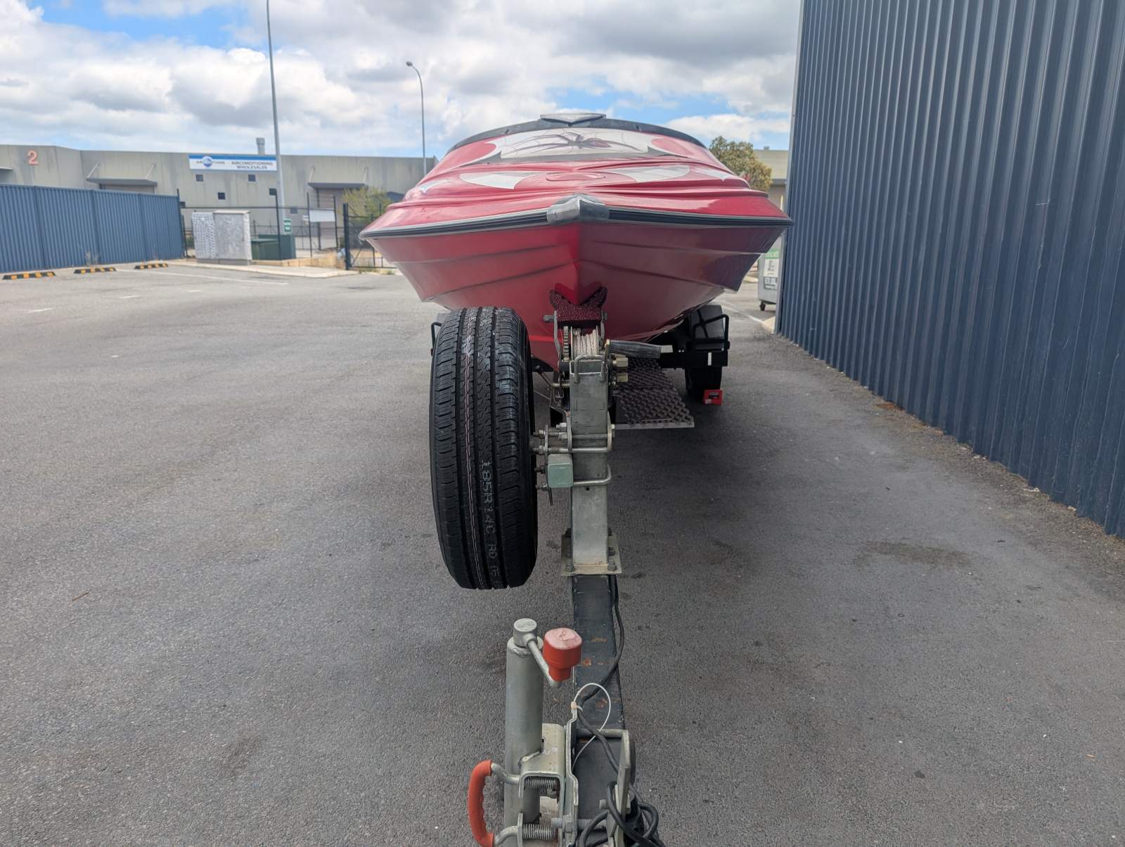 Custom Moritz 6000 ski boat