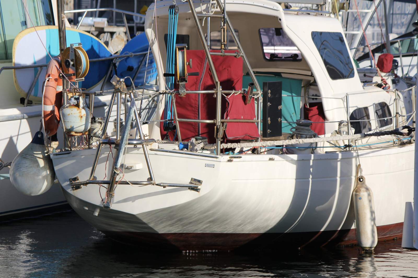 Pearson Invicta II Fibreglass Cruising Yacht (Bargain Buying)