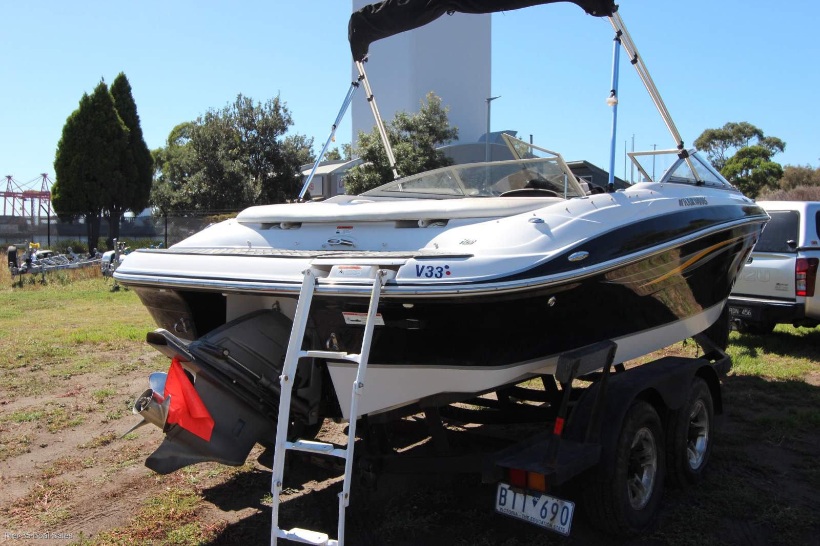 Four Winns 210 Bow Rider