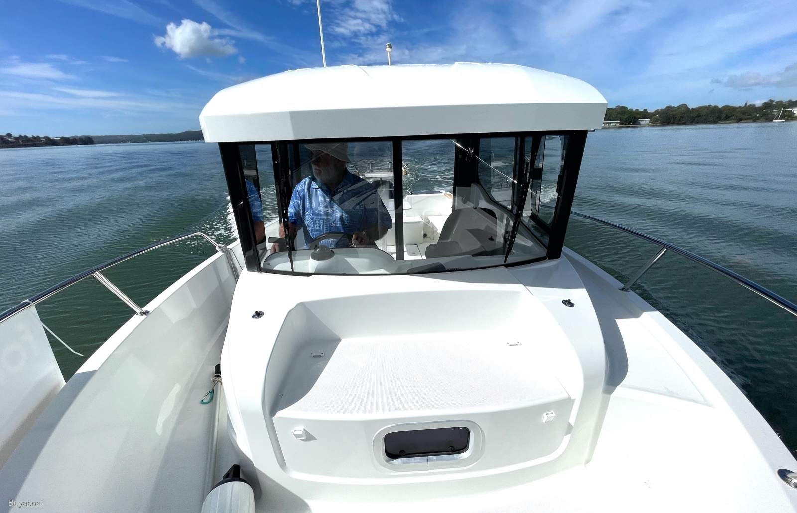 Jeanneau Merry Fisher 695 Marlin Bow thruster