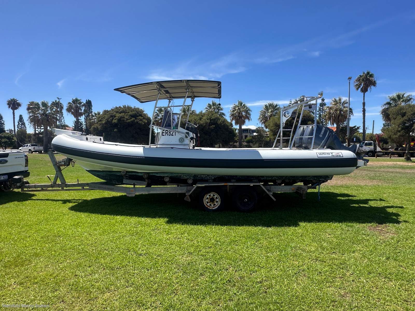 Lianya 850 Centre console RIB