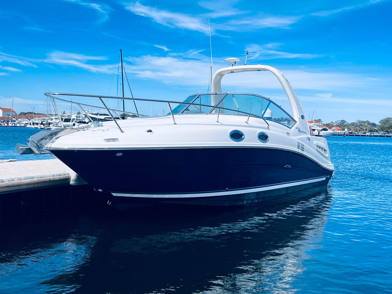 Sea Ray 275 Sundancer