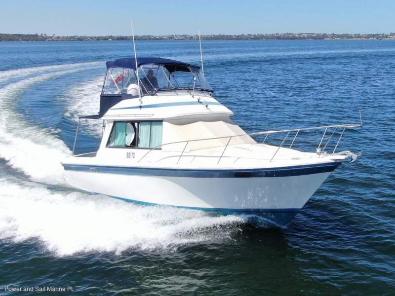 Riviera 32 Flybridge Both Engines Rebuilt 0 & 36 hours + 2 long blocks