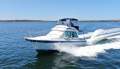 Riviera 32 Flybridge