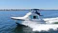 Riviera 32 Flybridge