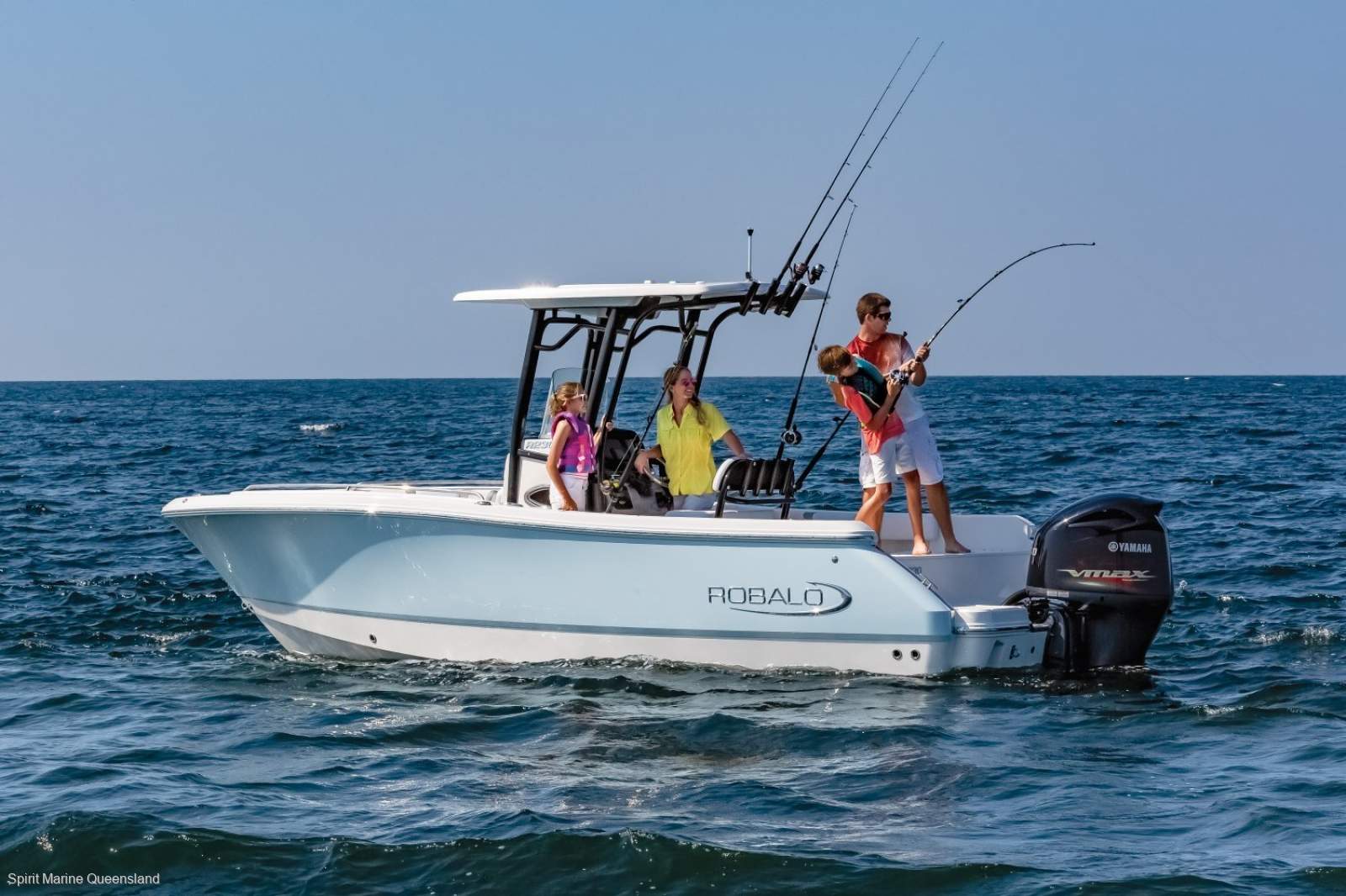 Robalo R230 Centre Console