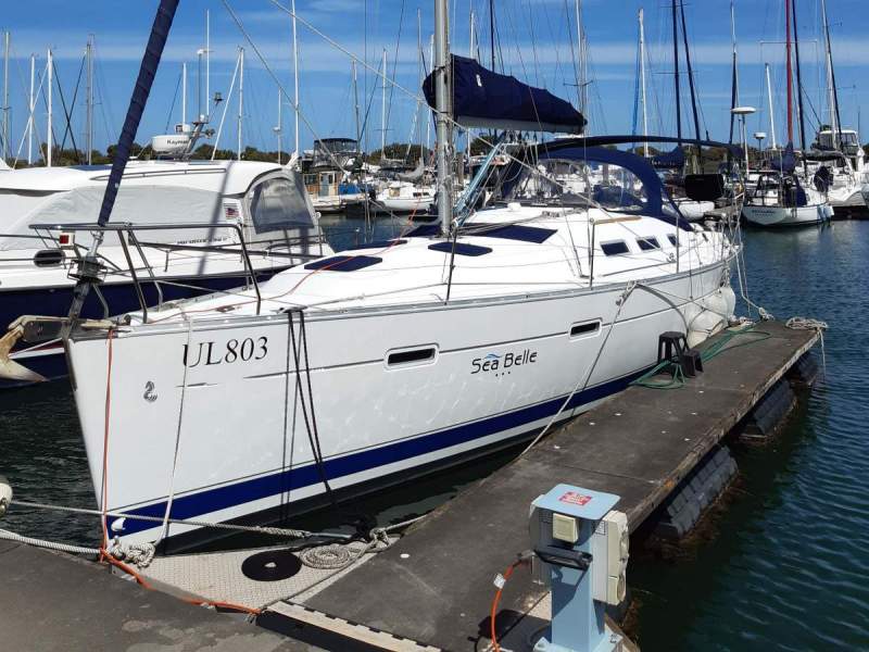 Beneteau Oceanis Clipper 373