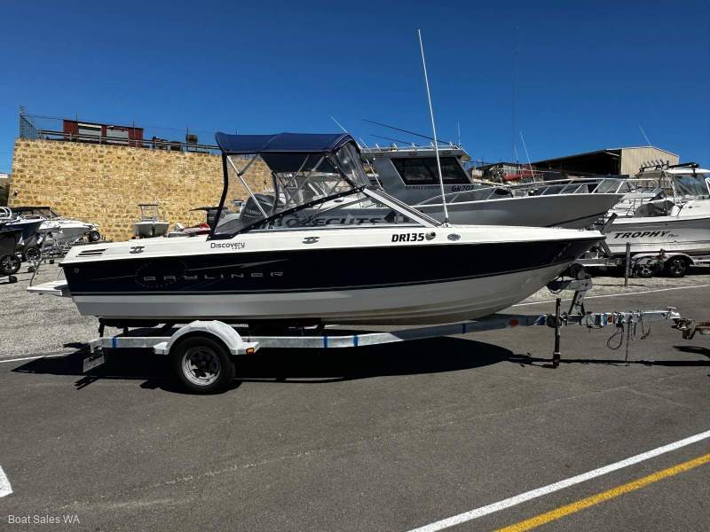 Bayliner 195 Discovery Bowrider Very neat, tidy vessel. Mercruiser 3L 135hp 211Hrs