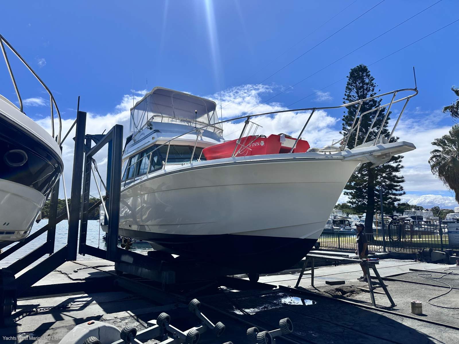Mariner 3400 Flybridge ( 2 x Shaft drive, Dual Helms & Genset ):MARINER 34 by YACHTS WEST ph 9335 7788