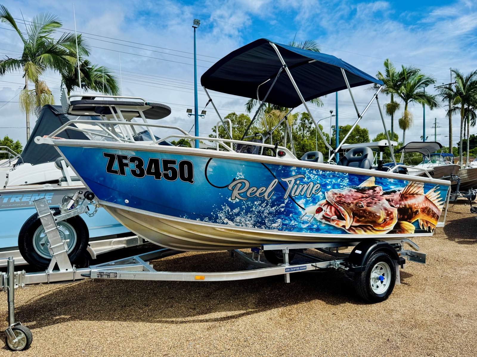 Stessco 4.5 Side Console