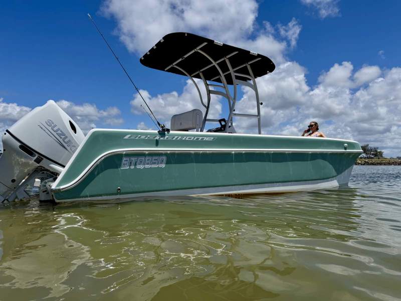 Boat-A-Home Centre Console B-Rider 6500 Center console twin hull
