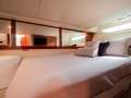 Riviera 4400 Sport Yacht