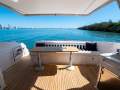 Riviera 4400 Sport Yacht