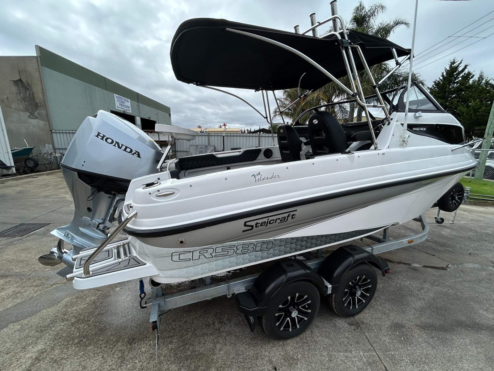 Stejcraft 580 Islander Cuddy