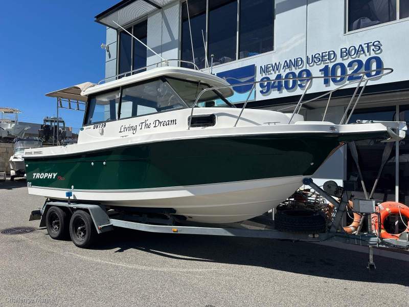Trophy 2359 Hardtop 2020 6.2 ltr Mercruiser and Leg fitted