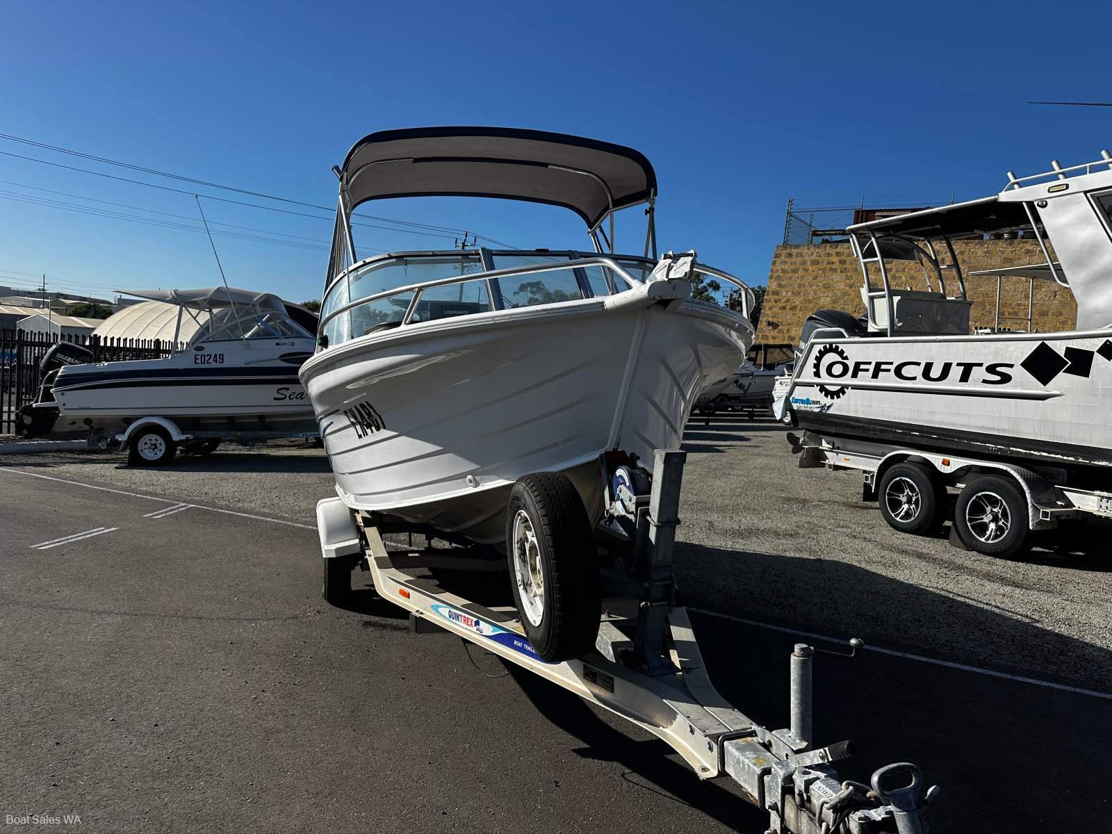 Quintrex 490 Coast Runner 2010 MODEL 75HP ETEC 361 HOURS